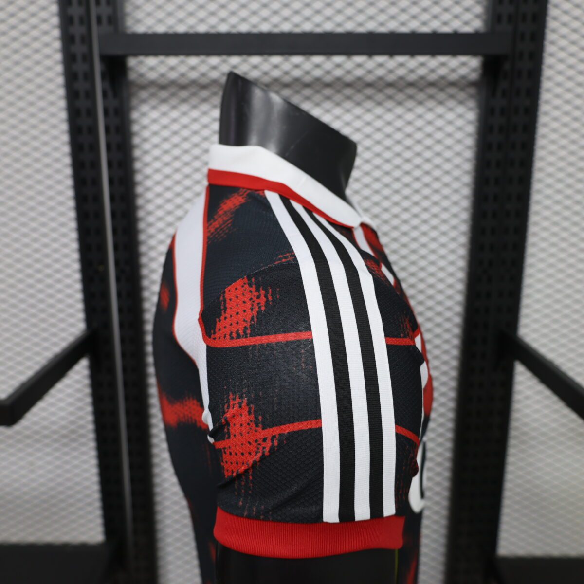 Liverpool 2026/2027 Player Special Edition Football Shirt - Image 7
