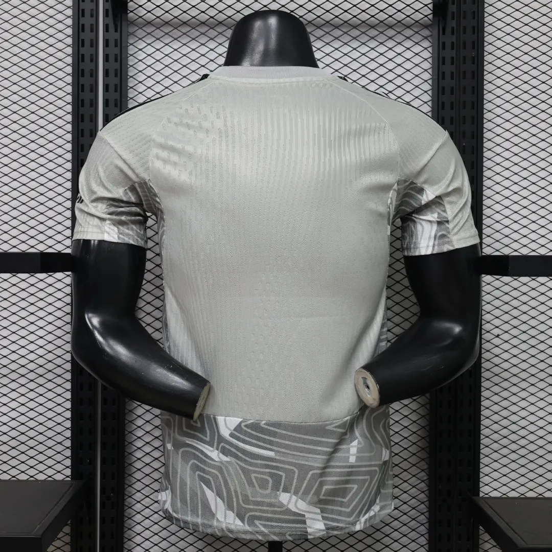 2026/2027 Player Arsenal Goalkeeper Football Shirt - Image 2
