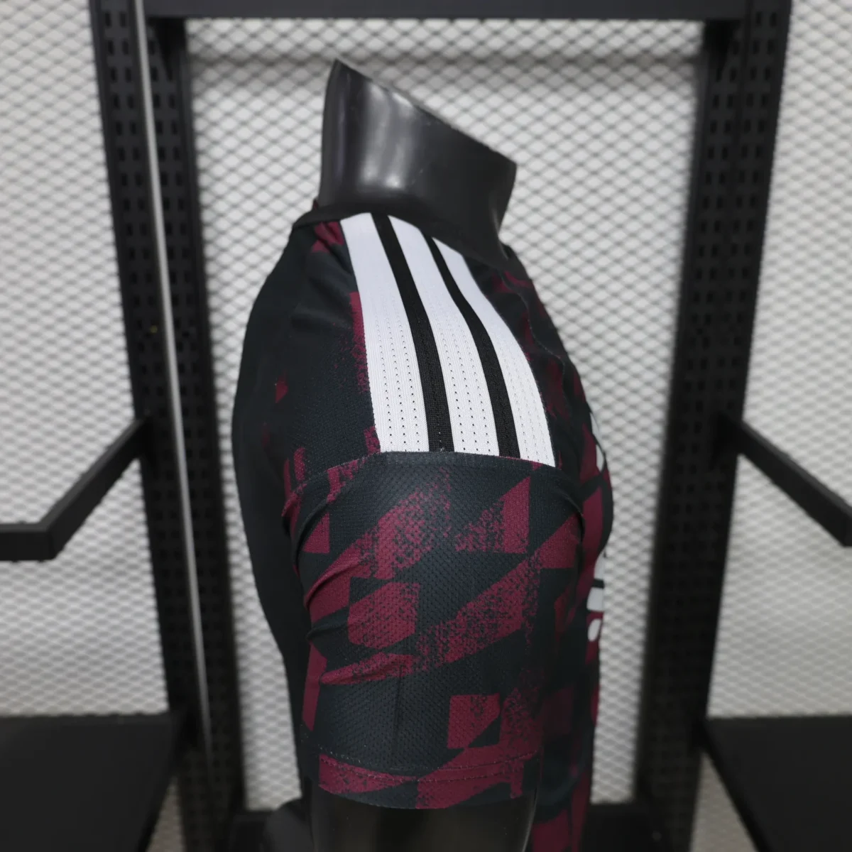 Liverpool 2026/2027 Player Second Away Soccer Jersey 1:1 Thai Quality - Image 7
