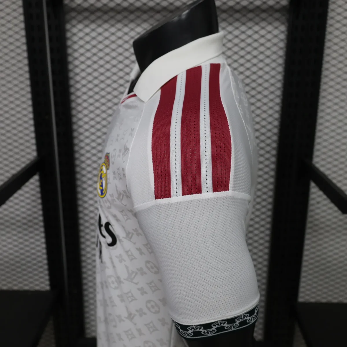 Real Madrid 2026/2027 Player Special Edition Football Shirt 1:1 Thai Quality - Image 6