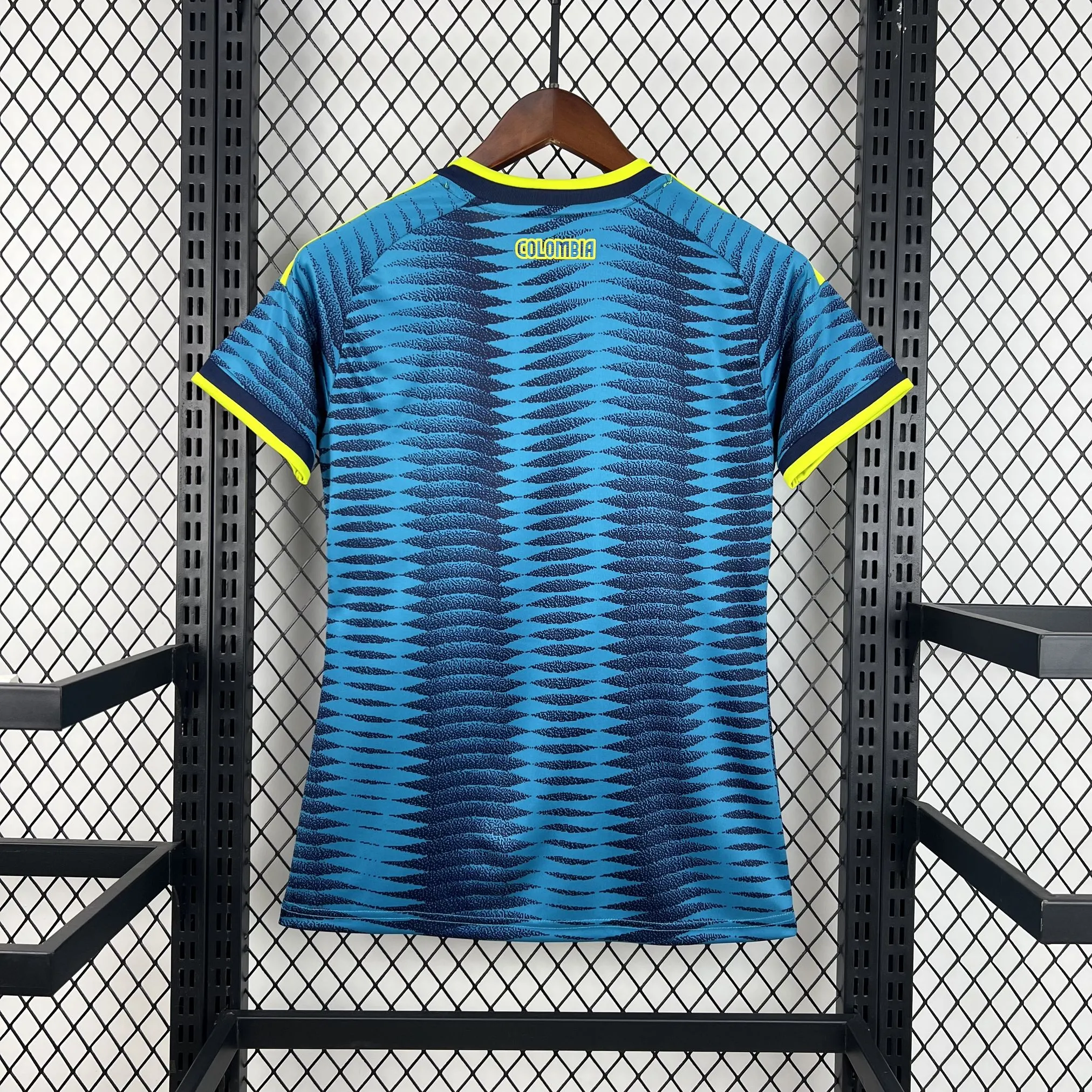 2026/2027 Women's Size Colombia Away Football Shirt - Image 2