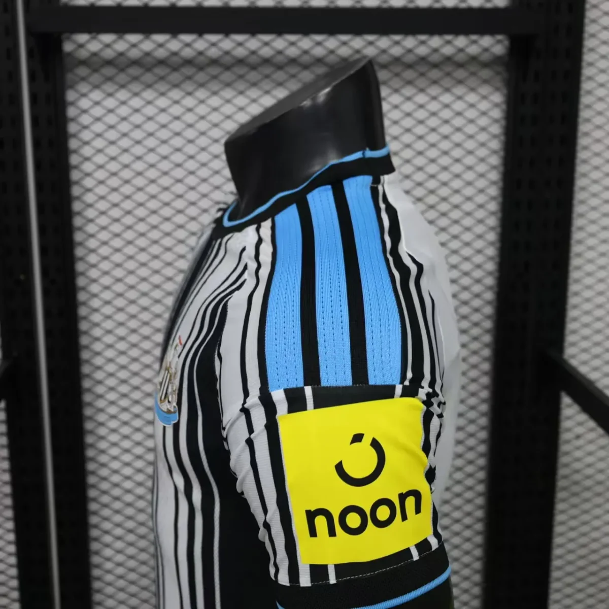2026/2027 Player Newcastle United Home Soccer Jersey 1:1 Thai Quality - Image 7