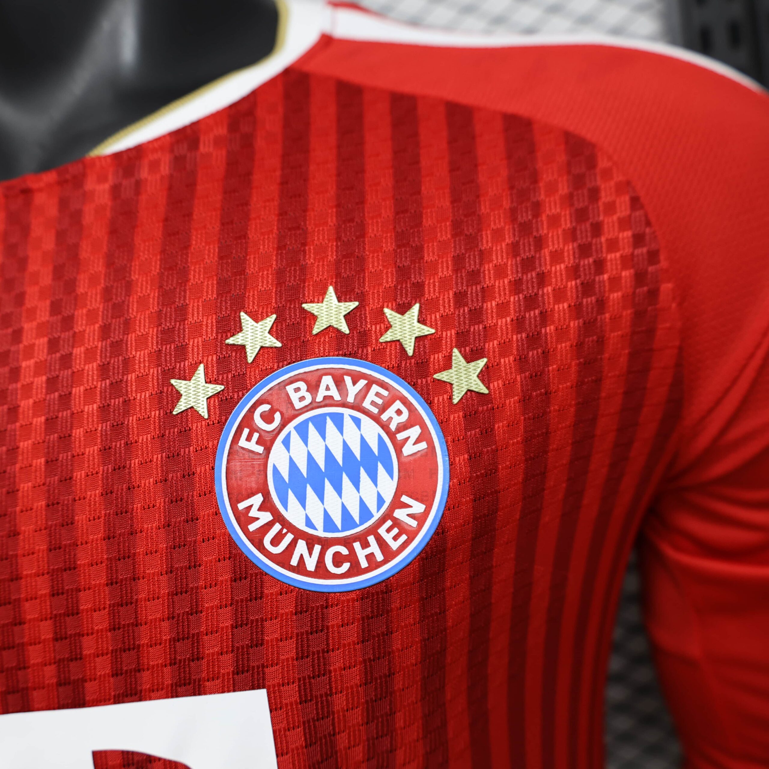 2026/2027 Player Long Sleeve Bayern Munchen Home Football Shirt 1:1 Thai Quality - Image 4