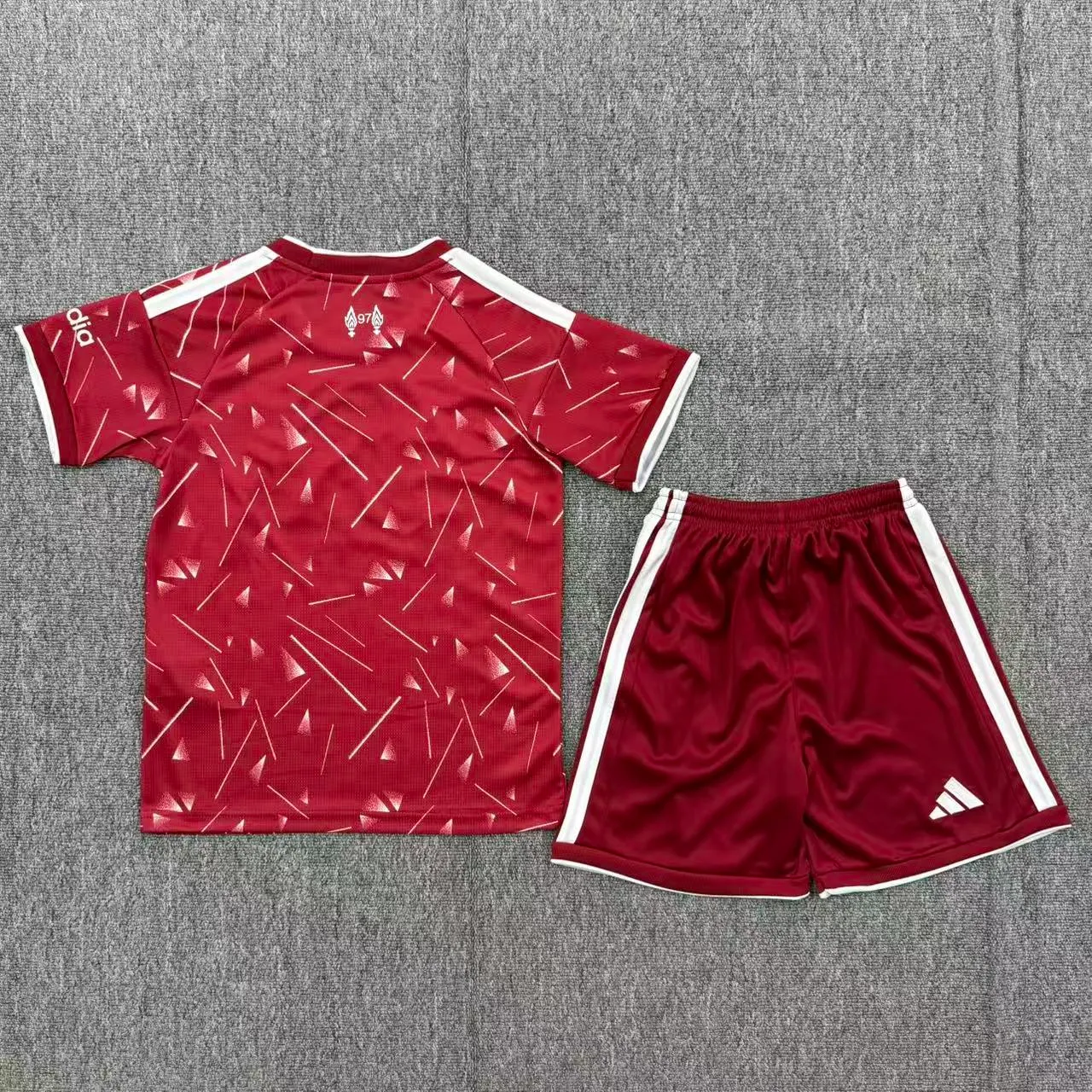 2026/2027 Kids Size Liverpool Home Soccer Jersey 1:1 Thai Quality - Image 2