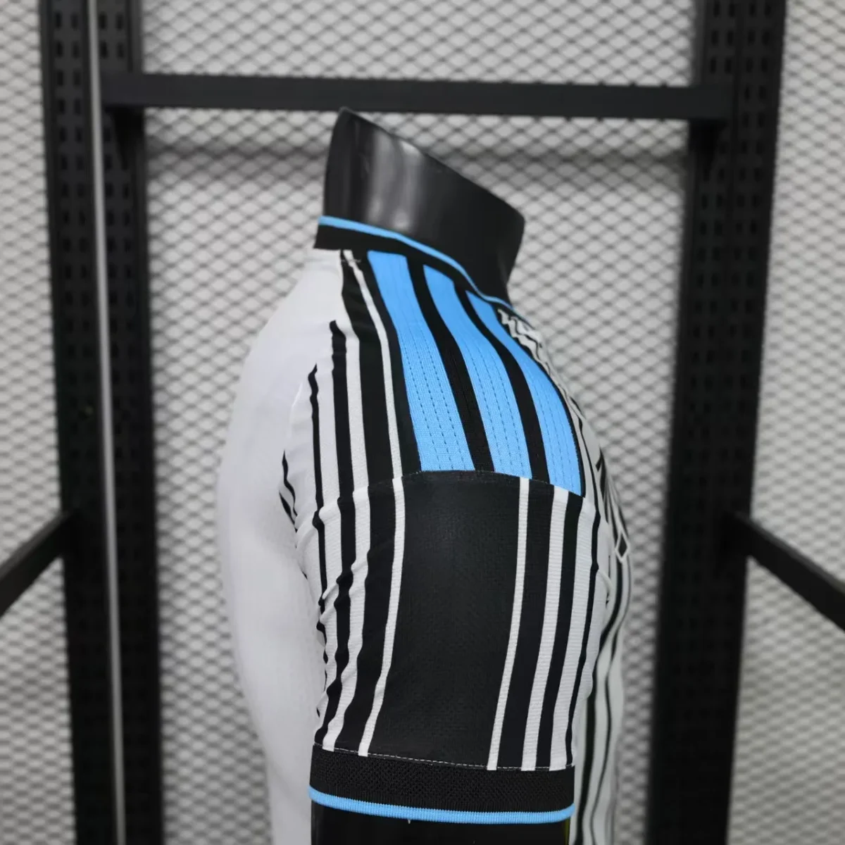 2026/2027 Player Newcastle United Home Soccer Jersey 1:1 Thai Quality - Image 8