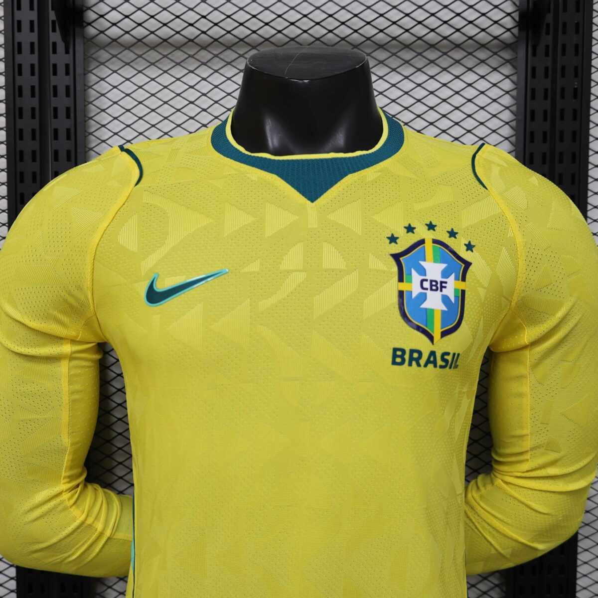 2026/2027 Long Sleeve Player Brazil Home Football Shirt - Image 3