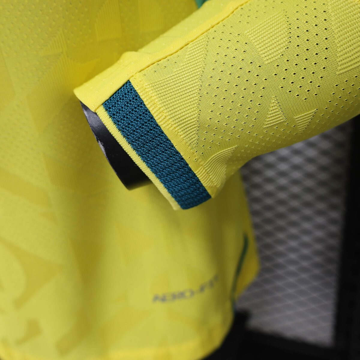 2026/2027 Long Sleeve Player Brazil Home Football Shirt - Image 5
