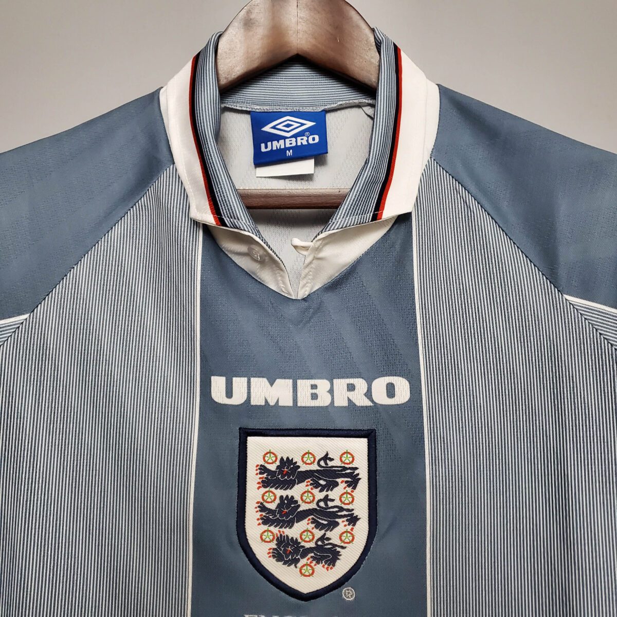 1996 Retro England Away Football Shirt 1:1 Thai Quality - Image 3
