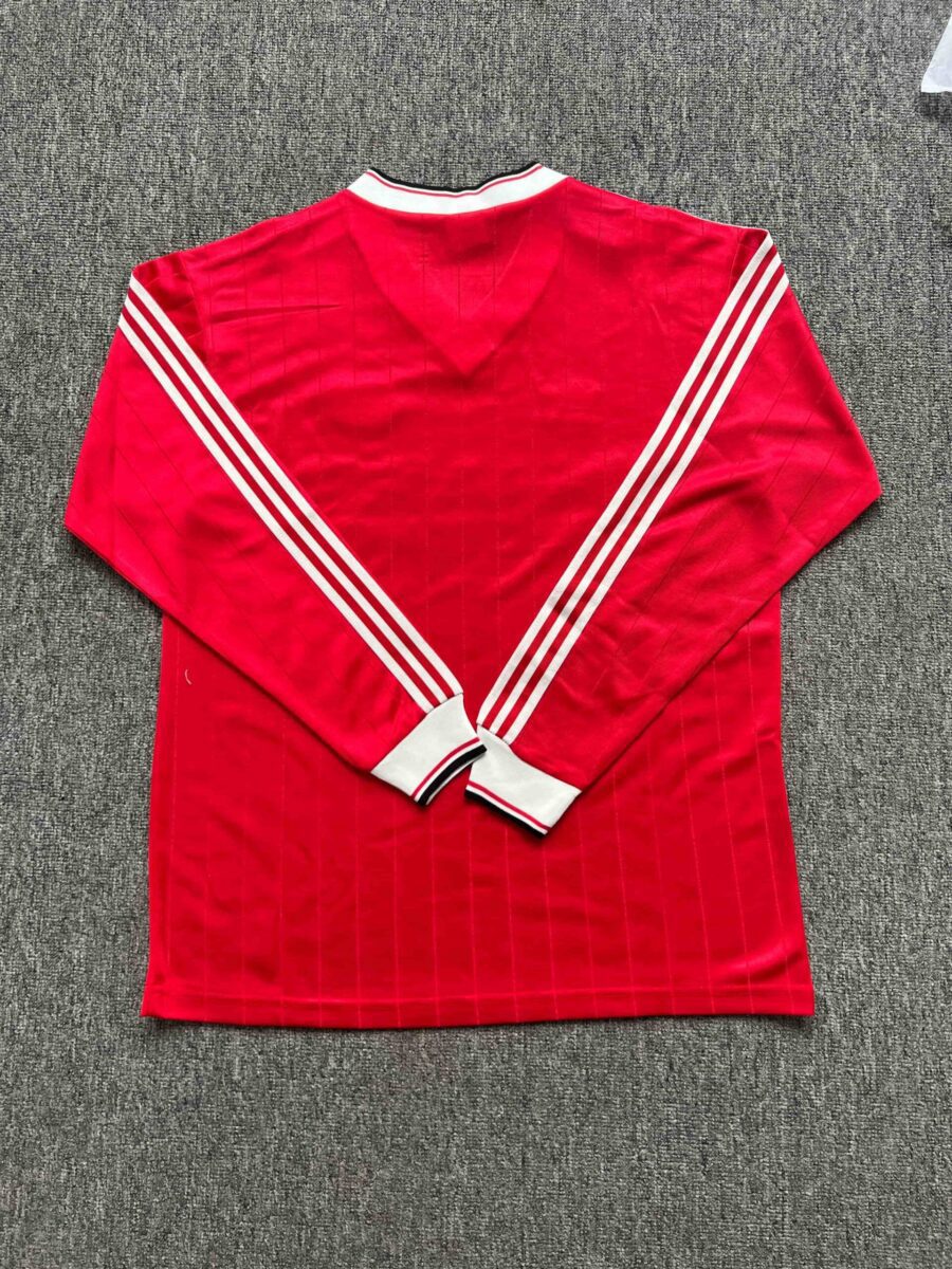 1982/1983 Retro Long Sleeve Manchester United Home Football shirt 1:1 Thai Quality - Image 2