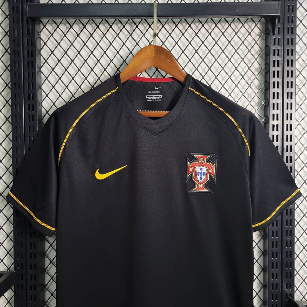 2006 Retro Portugal Away Football Shirt 1:1 Thai Quality - Image 4