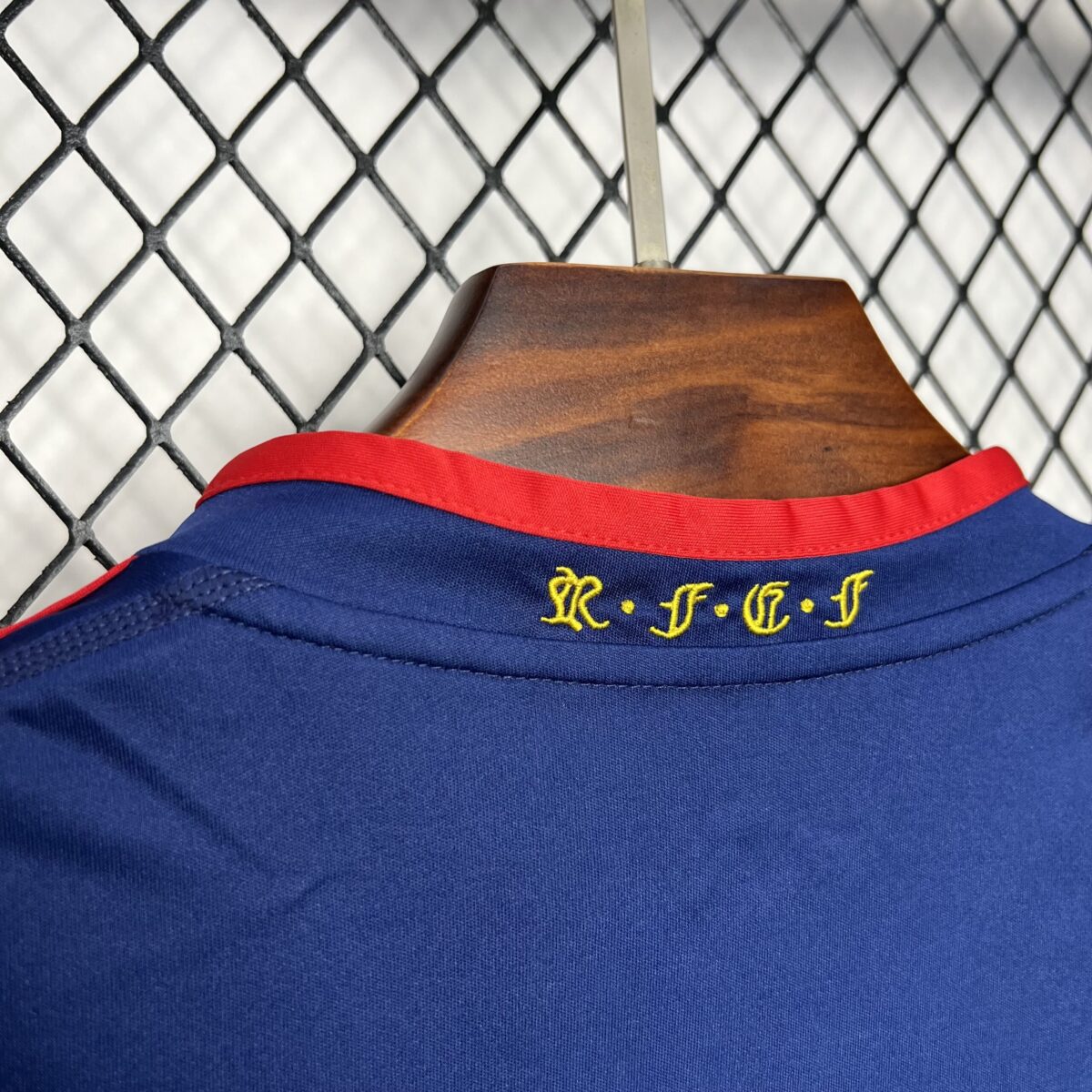 2010 Retro Spain Away Soccer Shirt - Image 5