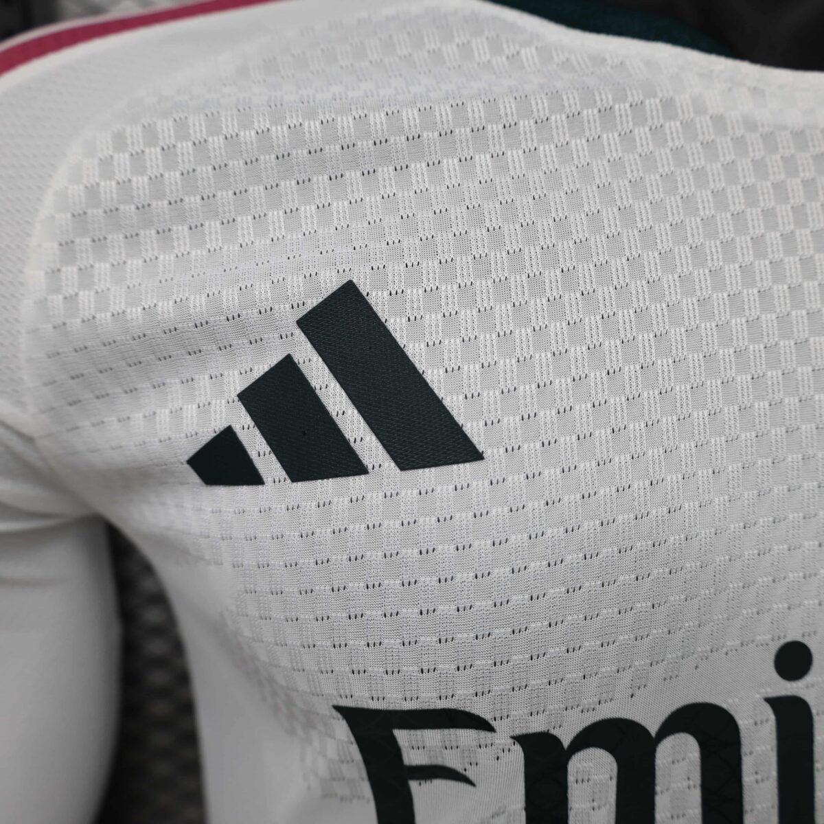 2026/2027 Long sleeves Player Real Madrid Home Football Shirt 1:1 Thai Quality - Image 4