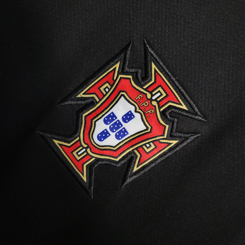 2006 Retro Portugal Away Football Shirt 1:1 Thai Quality - Image 6