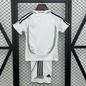 2006 2007 retro kids real madrid home football shirt 2