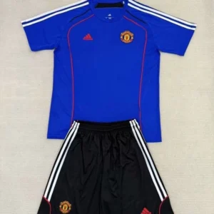 2025 2026 manchester united training wear football shirt kids size 1