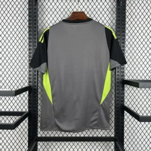 2025 2026 real madrid goalkeeper soccer jersey 1 2