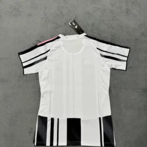 2025 2026 women s size juventus home football shirt 2