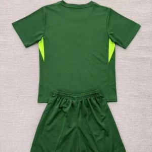 2025 england goalkeeper football shirtkids size 2